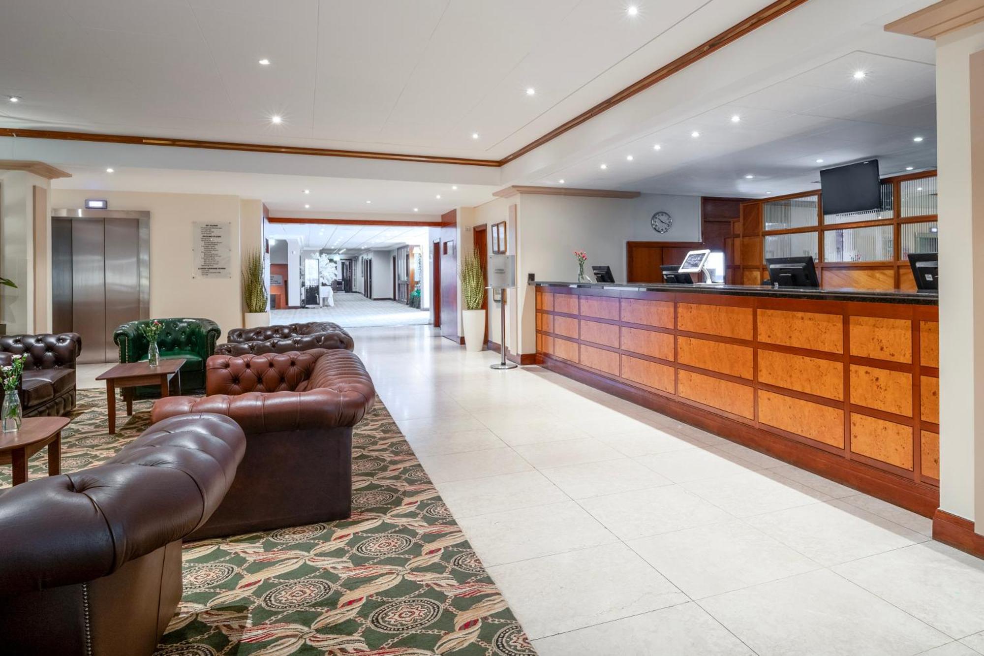 Grand Hotel Μπλάκπουλ Εξωτερικό φωτογραφία