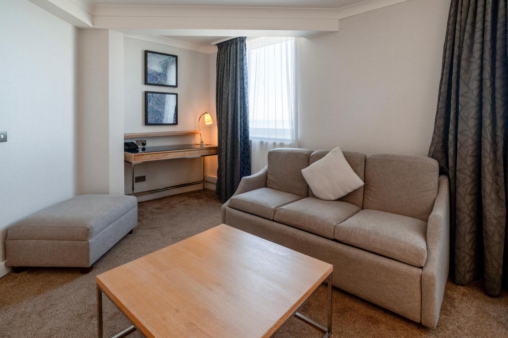 Grand Hotel Μπλάκπουλ Δωμάτιο φωτογραφία