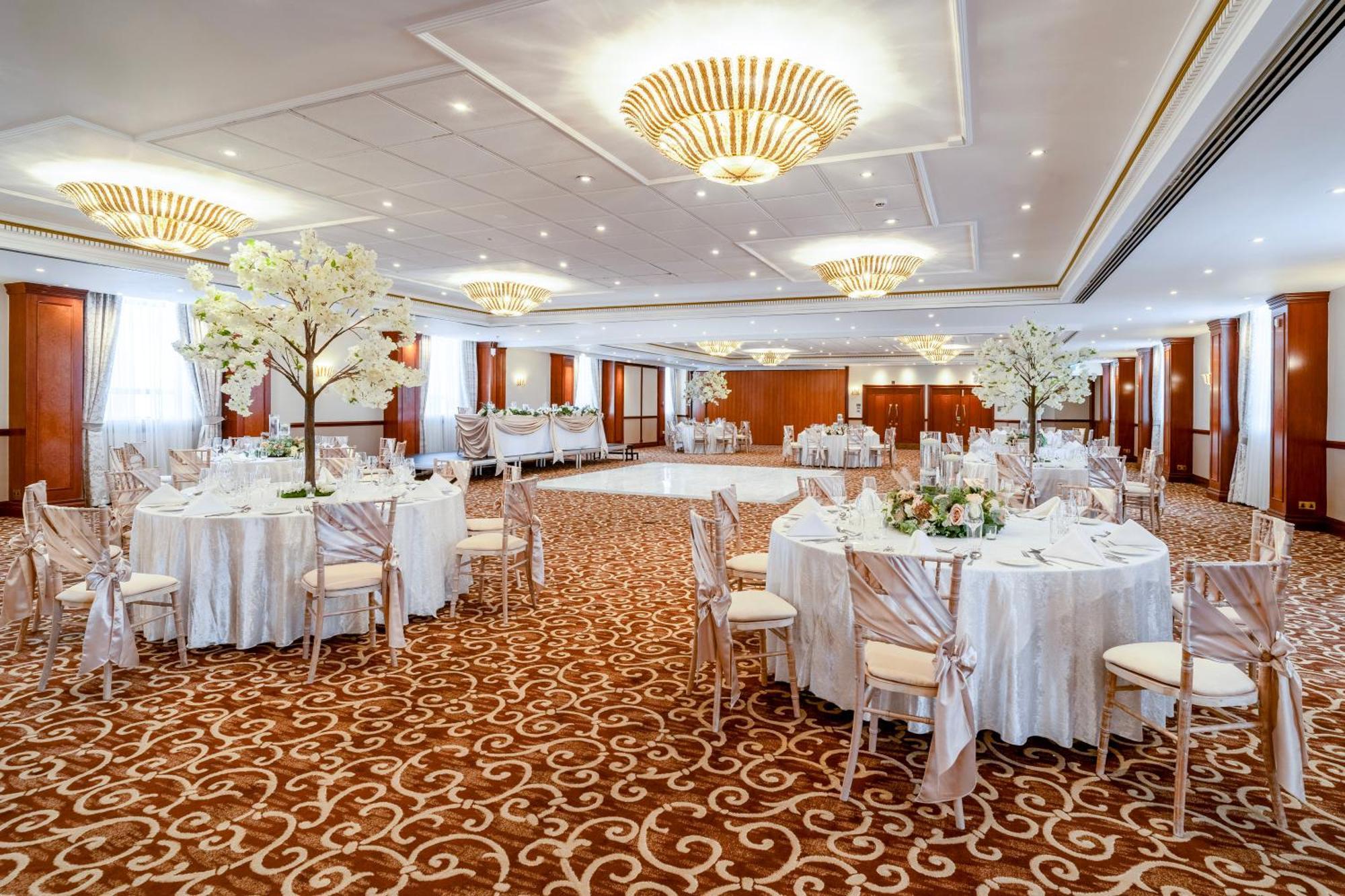 Grand Hotel Μπλάκπουλ Εξωτερικό φωτογραφία