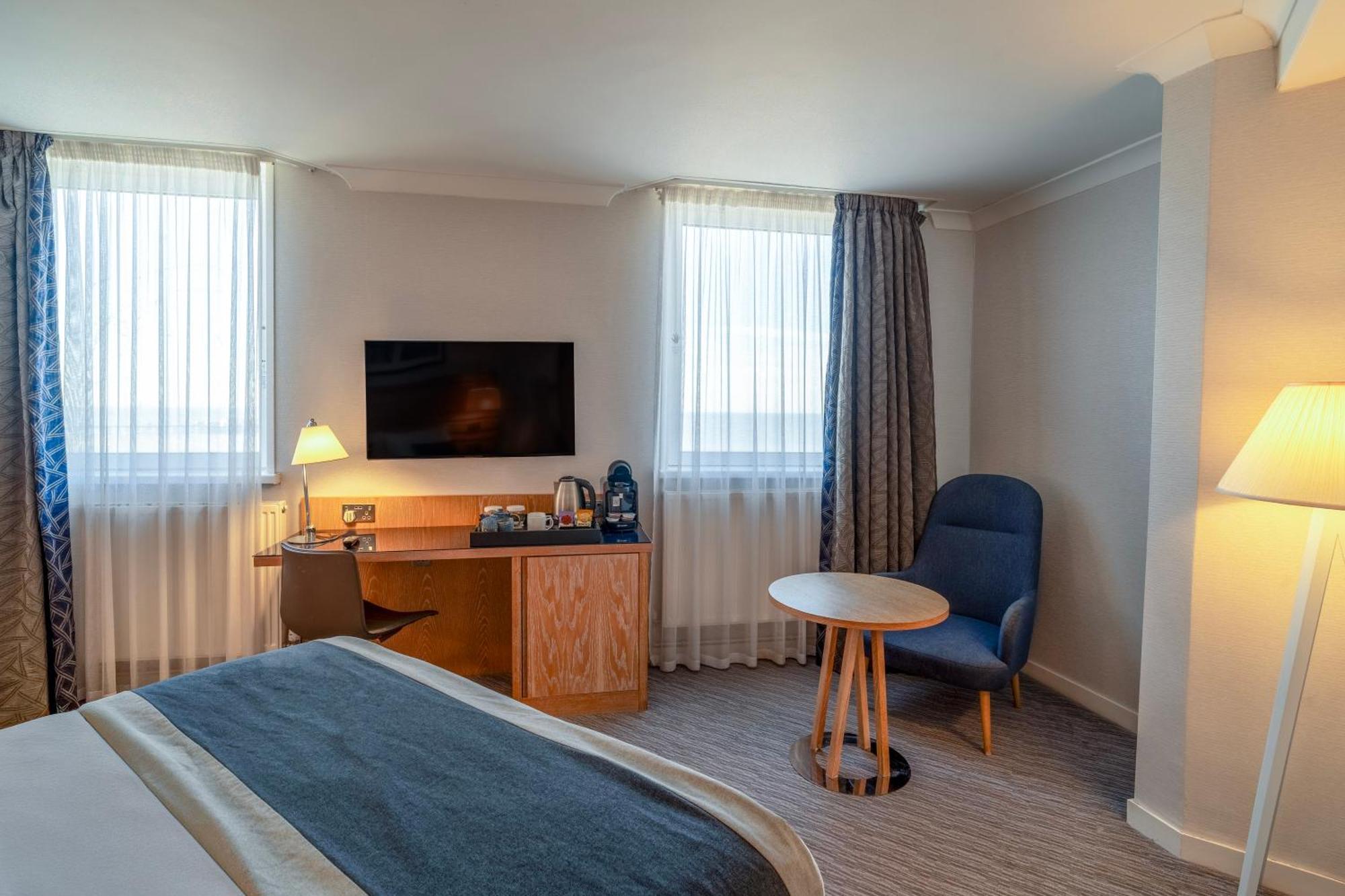 Grand Hotel Μπλάκπουλ Δωμάτιο φωτογραφία